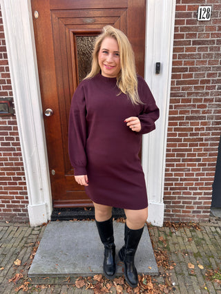 VMCNANCY LS FUNNELNECK DRESS NOOS CUR Wine tasting