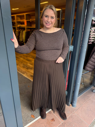 VMCYOLA PLISSÉ HW WIDE PANT WVN CUR Chocolate Torte