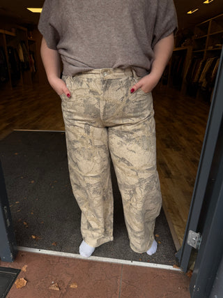 CARTAYLOR-BANU HW CAMO BARREL PANT PNT Oatmeal/Camo